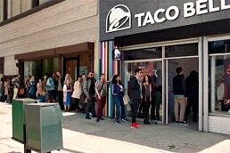 Taco Bell - Line